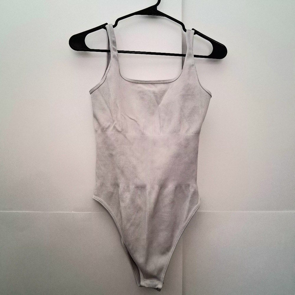 OQQ White Women's Bodysuit Size Large